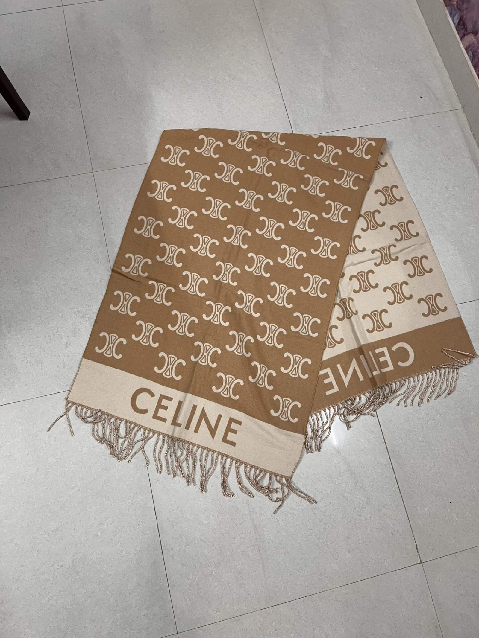 Cel!ne Premium Stoles