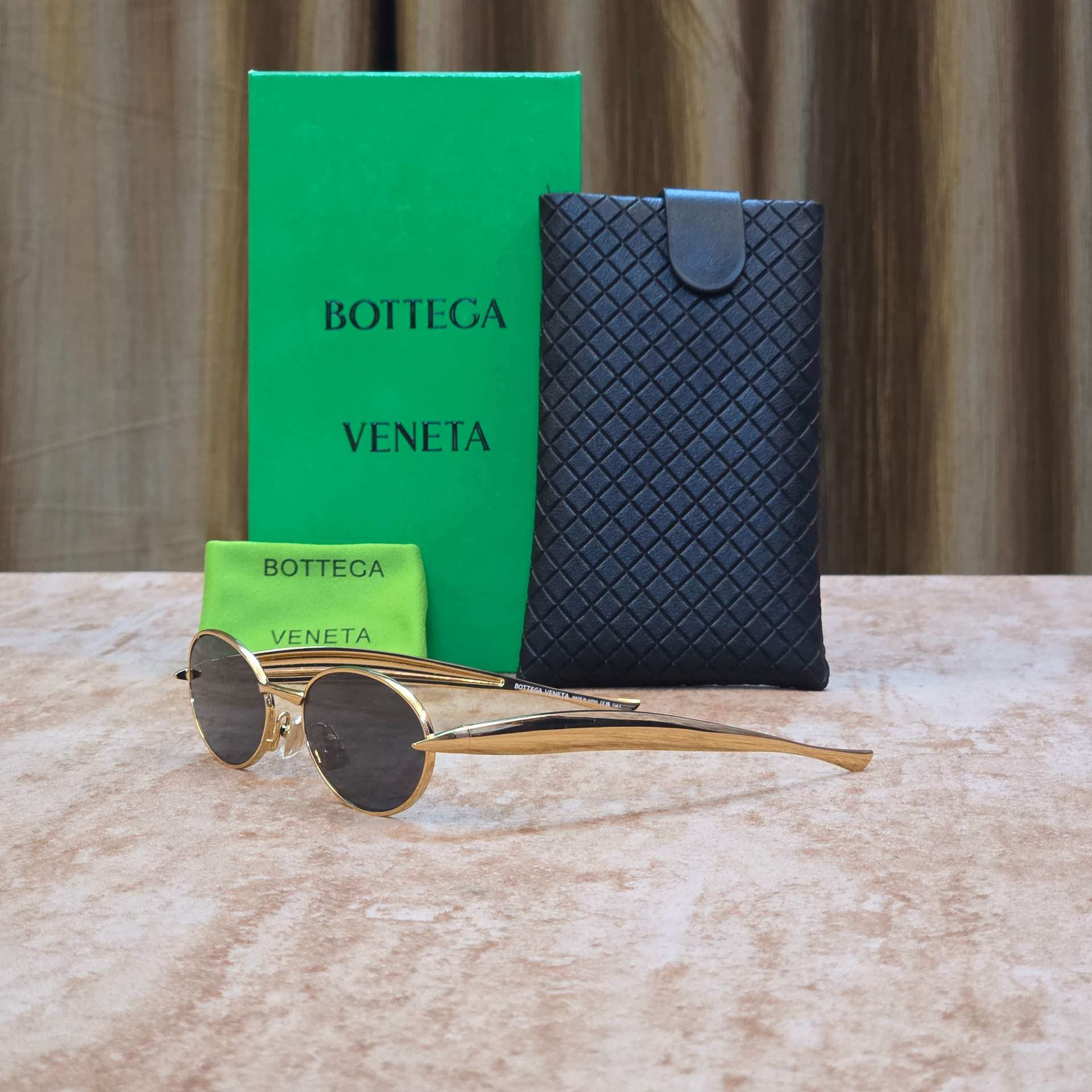 bottega veneta luxury premium sunglasses
