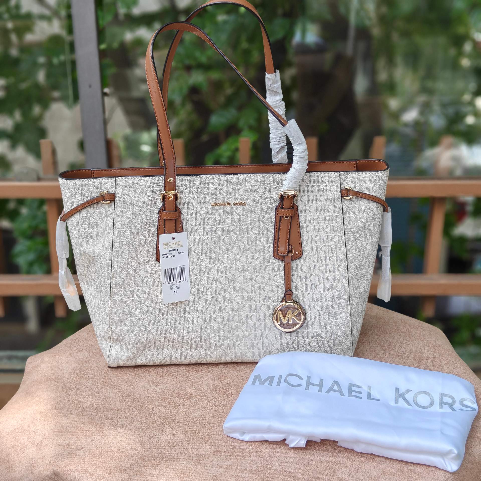 M.K Women Cream All-Over M.K Sigil Medium Tote Bag