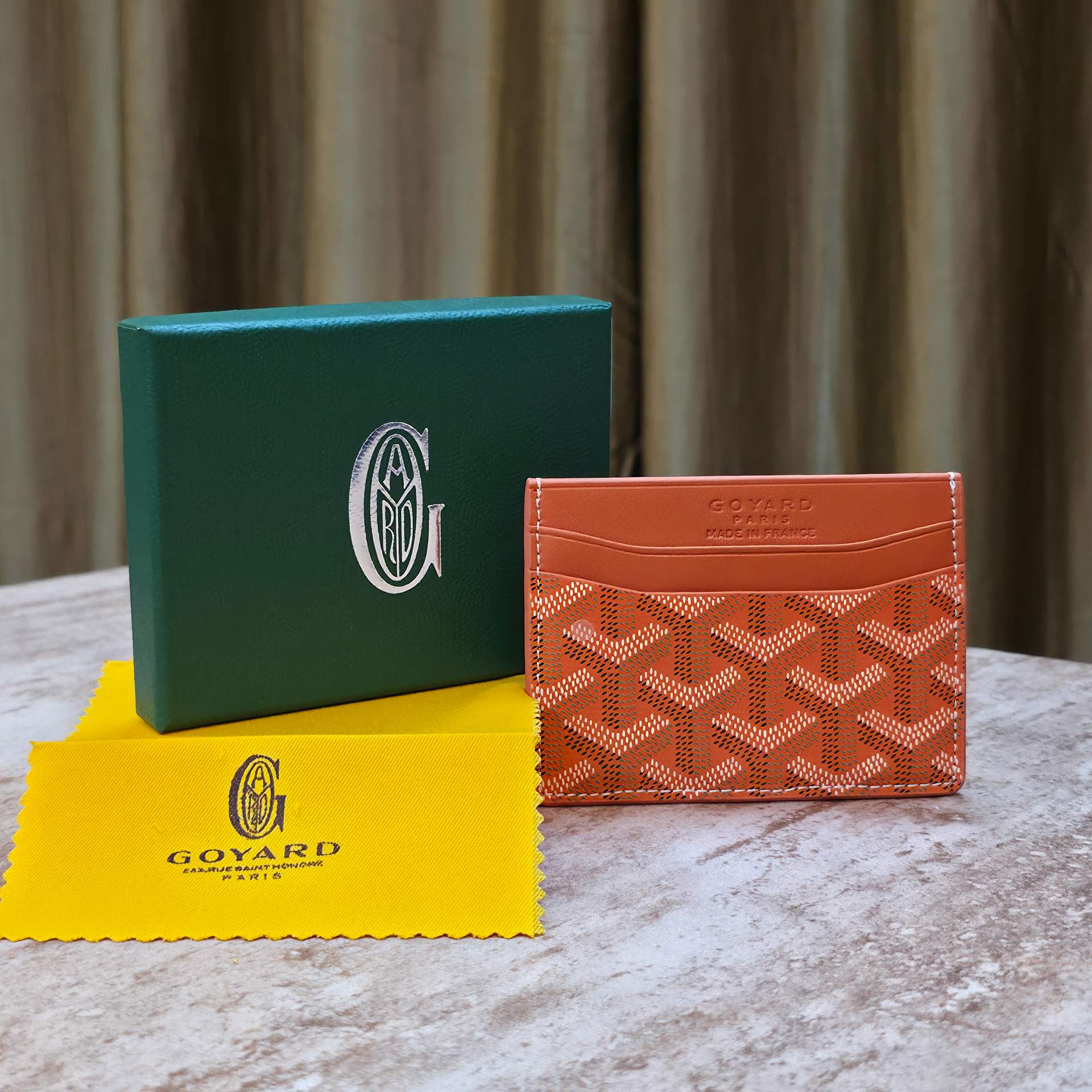 Goy@rd Premium Card Holder
