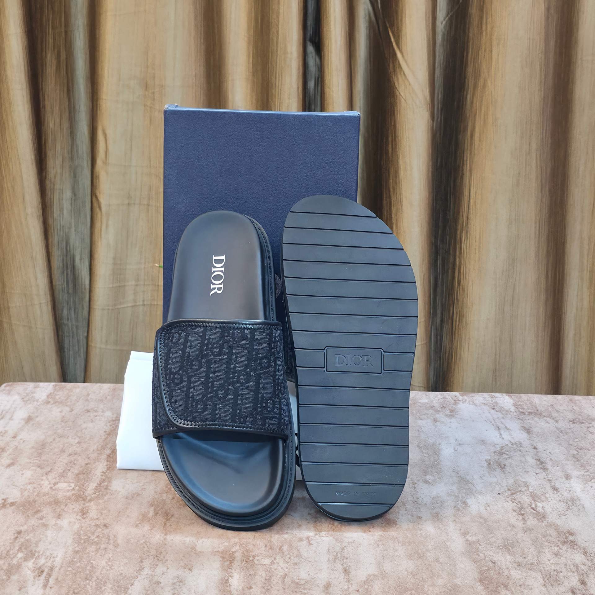 D!or Premium Slides