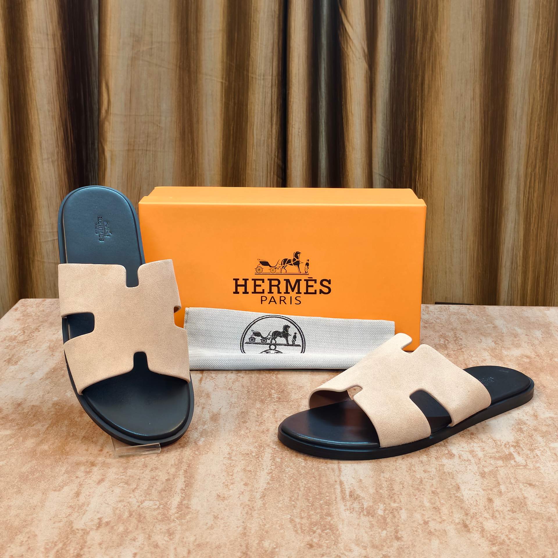 Herme$ Luxury Premium Slides