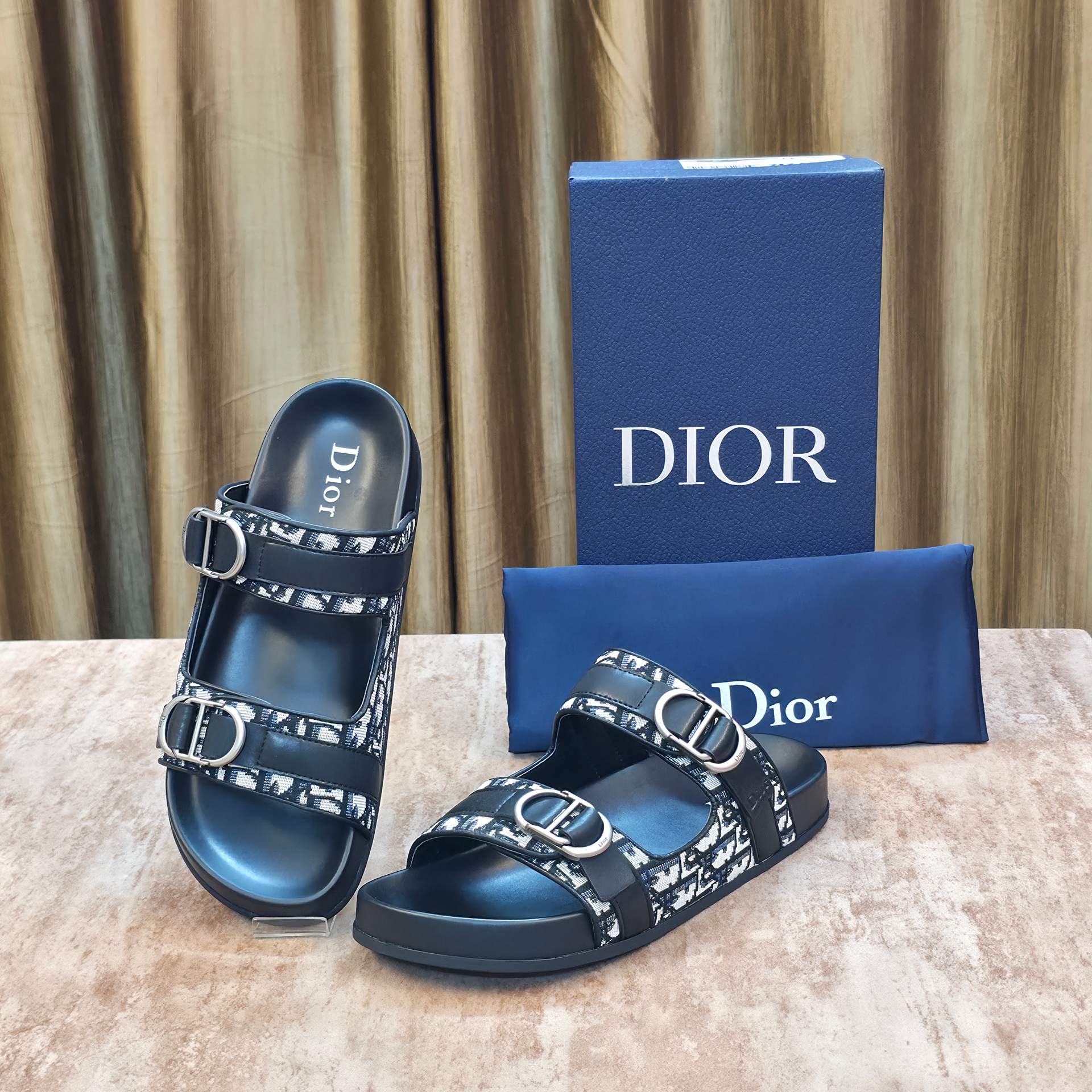 D!or Premium Slides