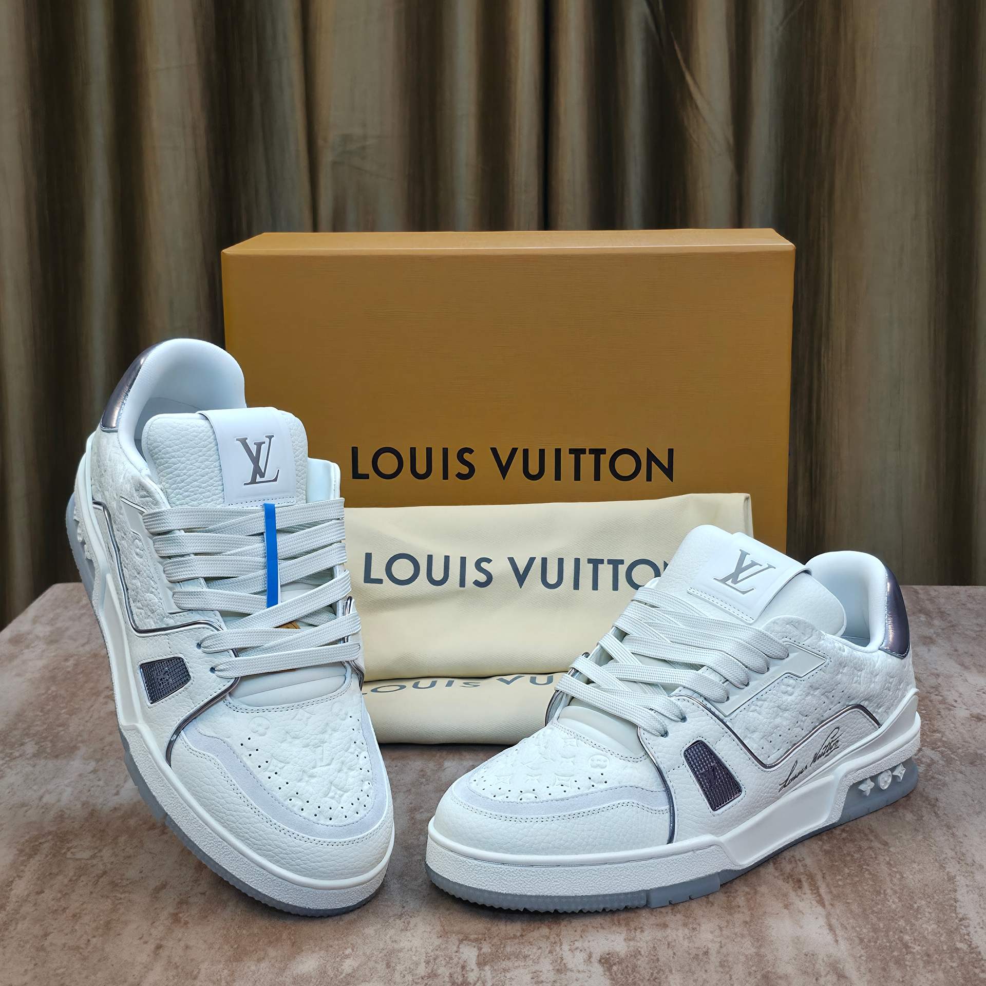 L.V Premium Trainers With NFC