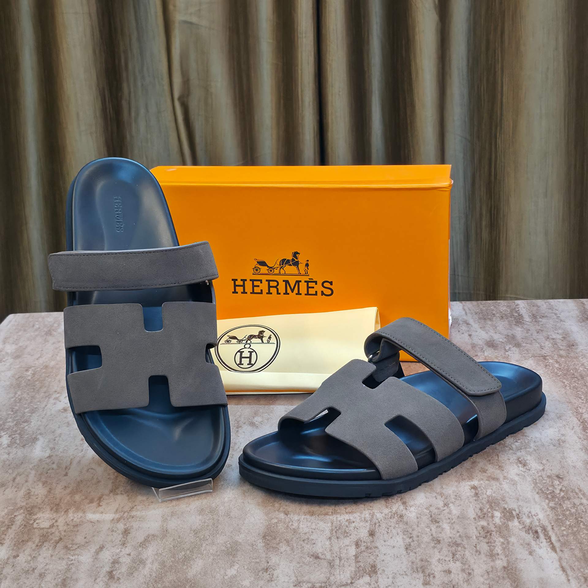 Herme$ Premium Slides
