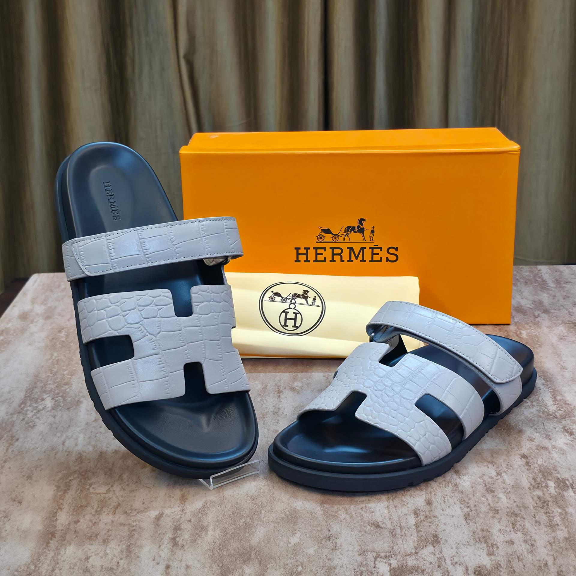 Herme$ Premium Slides