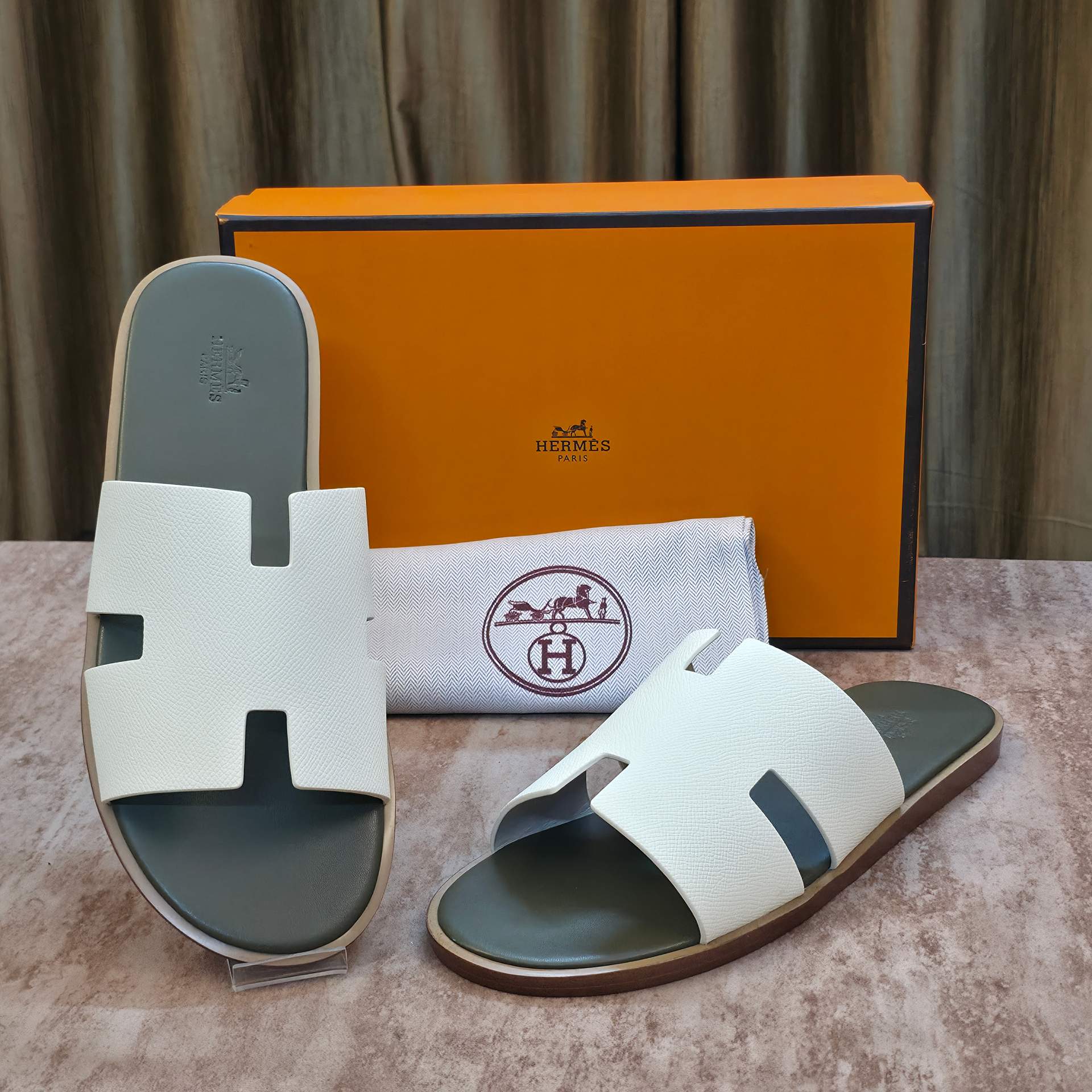 Herme$ Premium Slides